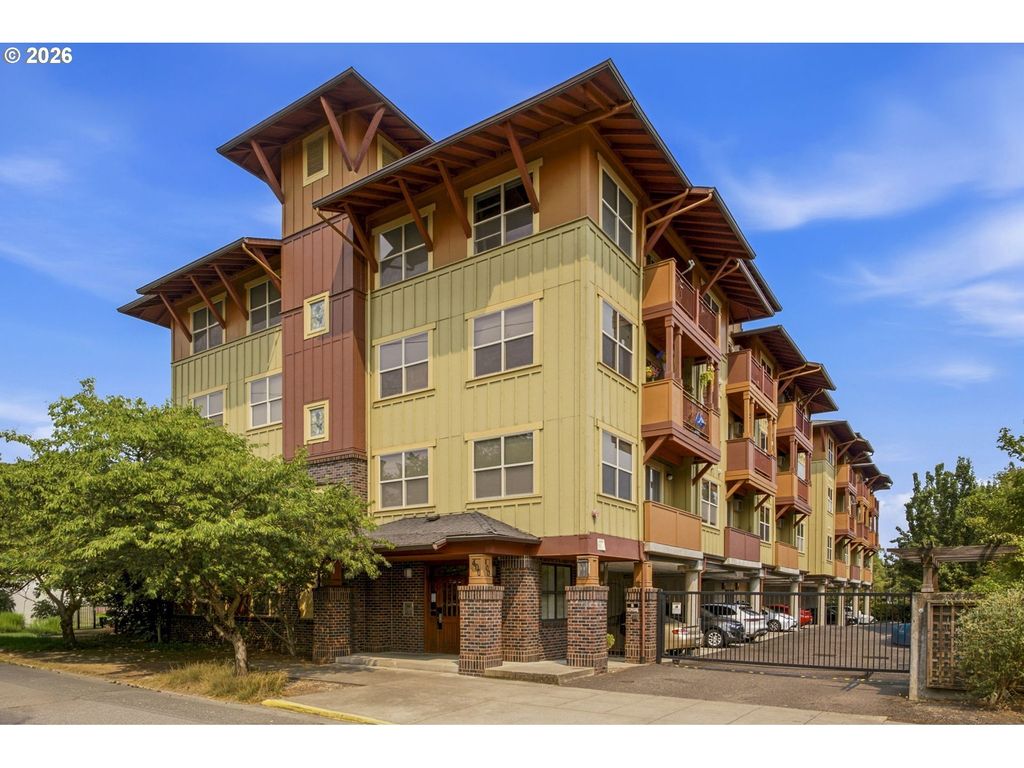 400 Ne 100th Ave 101, Portland