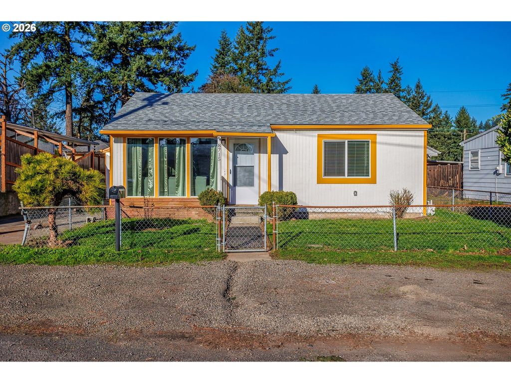 8715 Ne Clackamas St, Portland