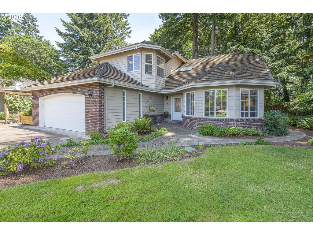 1116 Russ Ln, McMinnville