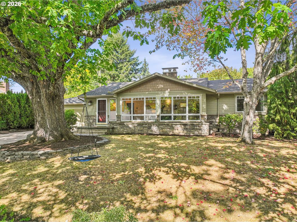 8115 Sw Valley View Dr, Portland
