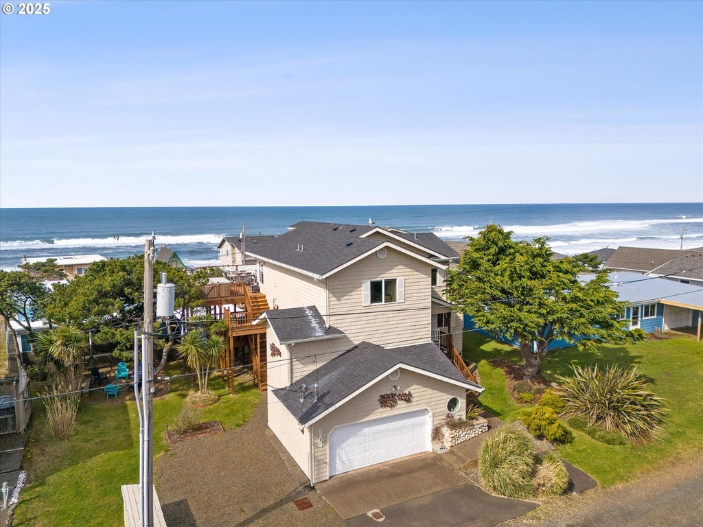 5203 Nw Keel Ave, Lincoln City