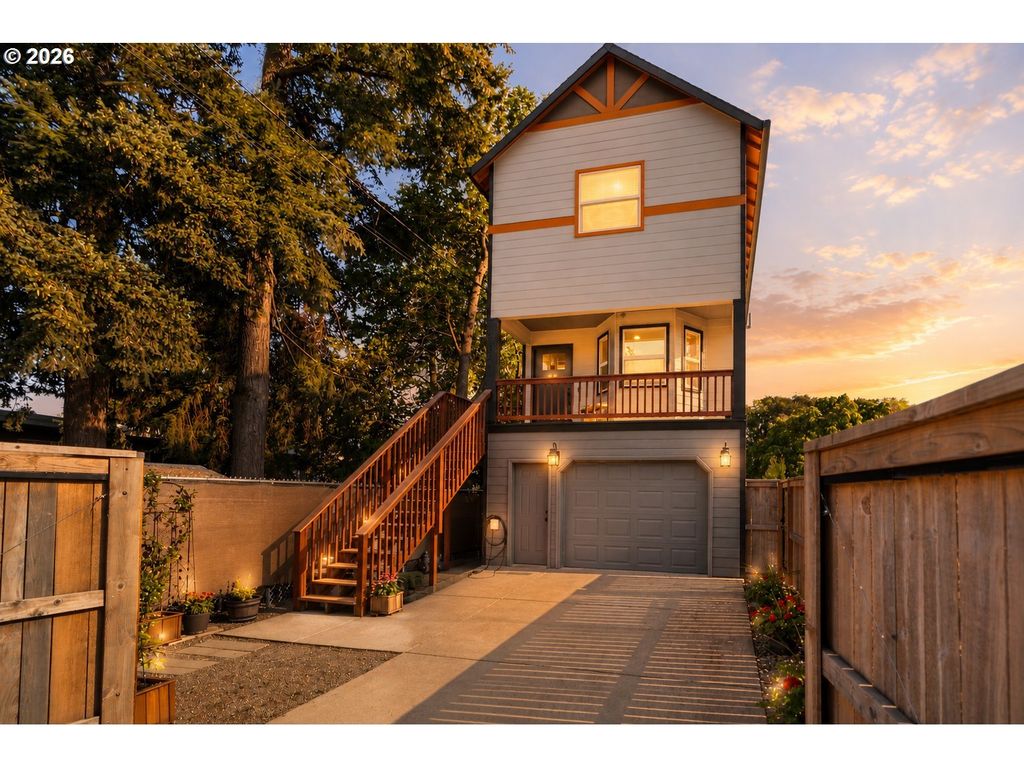 5232 Se Malden St, Portland