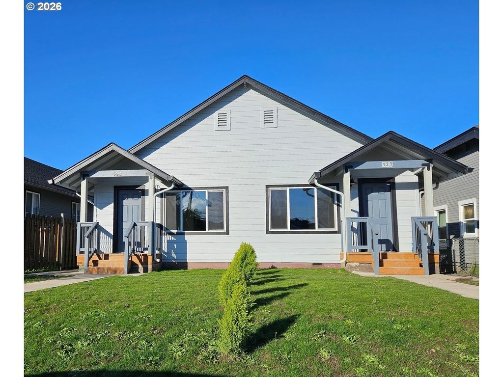 325/327 17th Ave, Longview