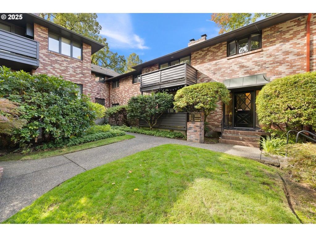 2425 Sw 19th Ave 9, Portland