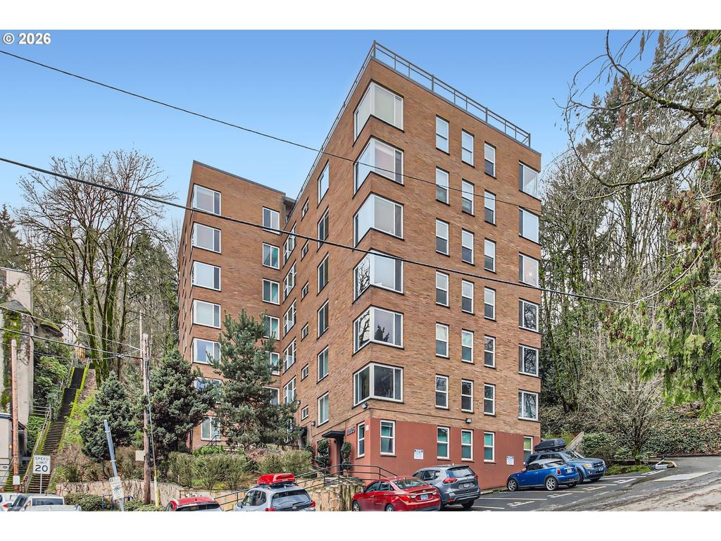 1205 Sw Cardinell Dr 202, Portland