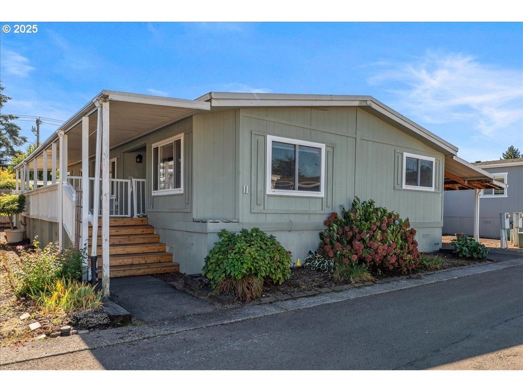 7455 Se King Rd 11, Milwaukie