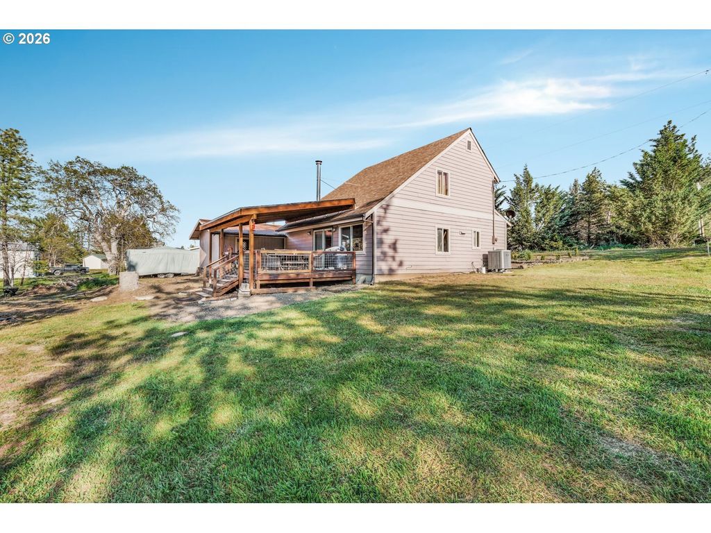127 S Mike Rd, Tygh Valley