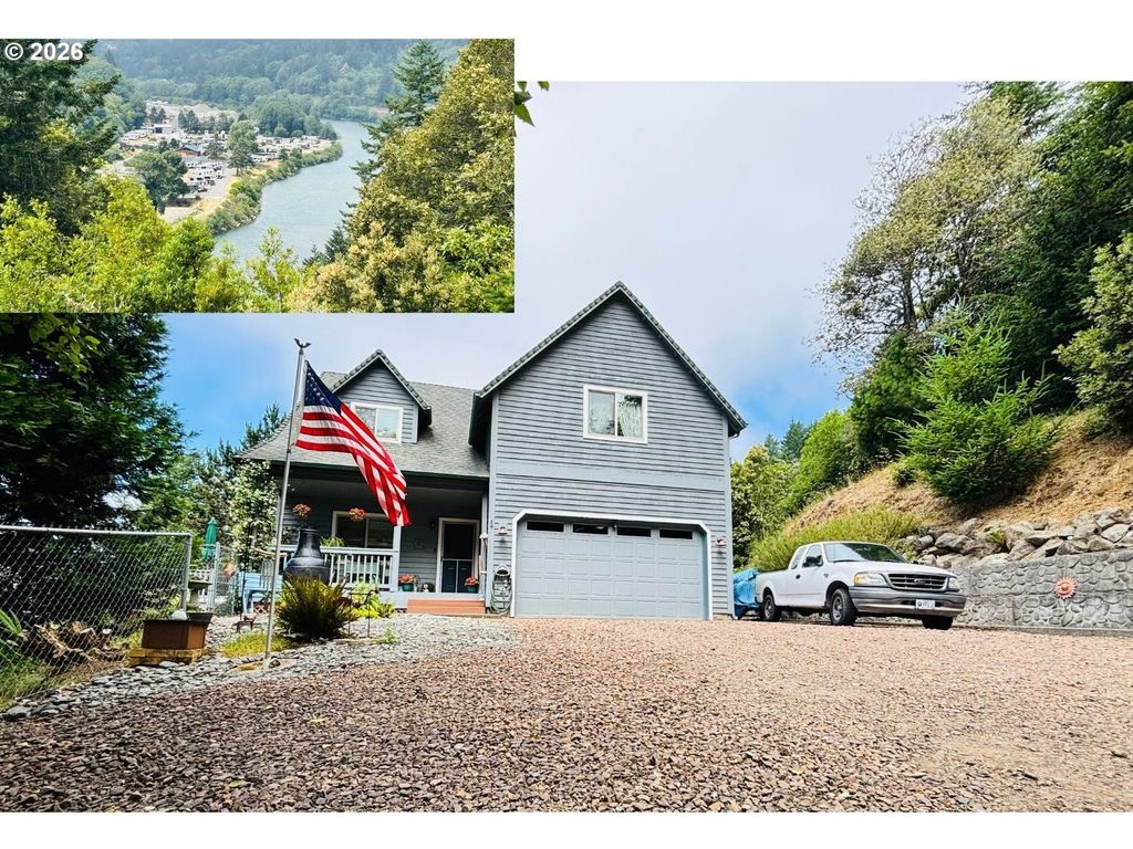 17166 Mountain Dr, Brookings
