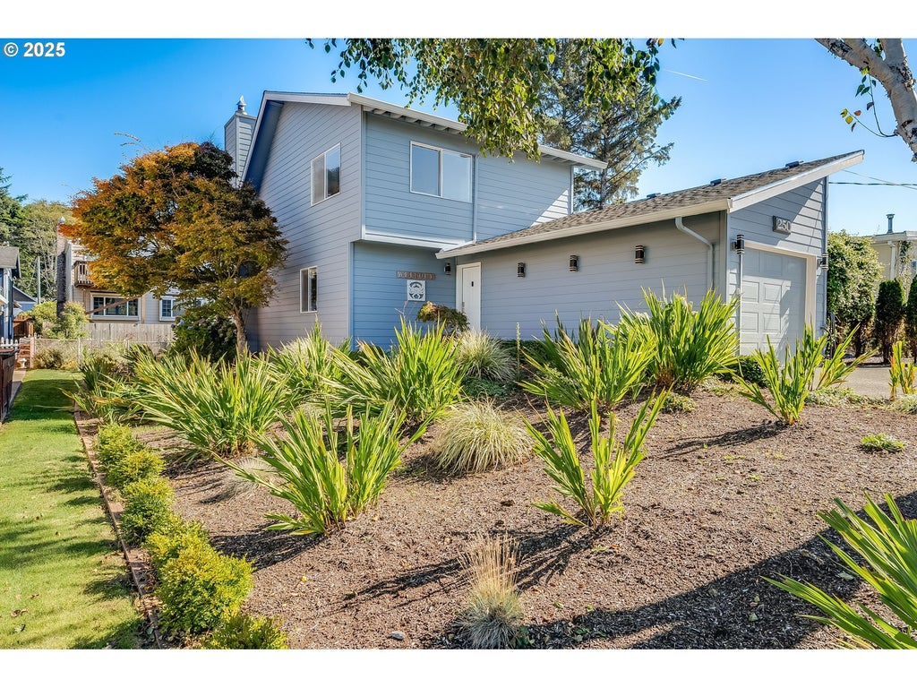 250 N Harbor St, Rockaway Beach