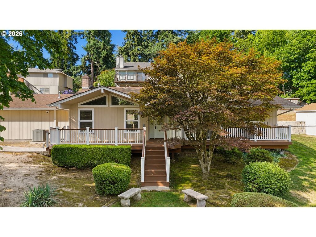 1719 Division St, Oregon City