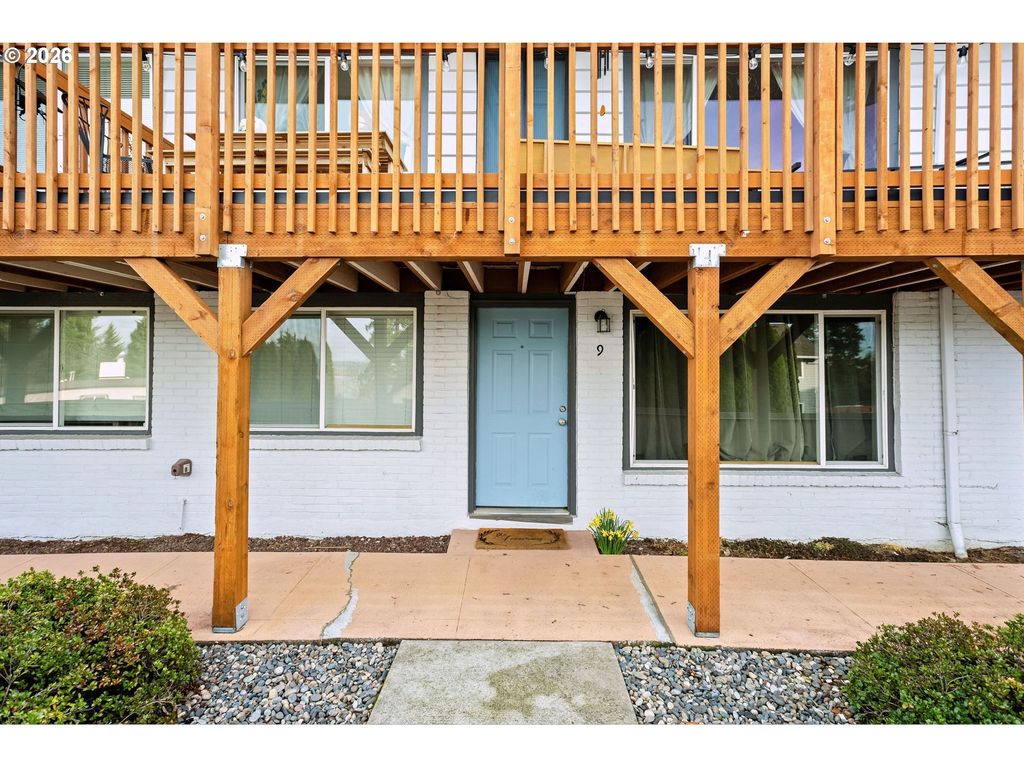 2102 Nw Kelly Dr 9, Vancouver