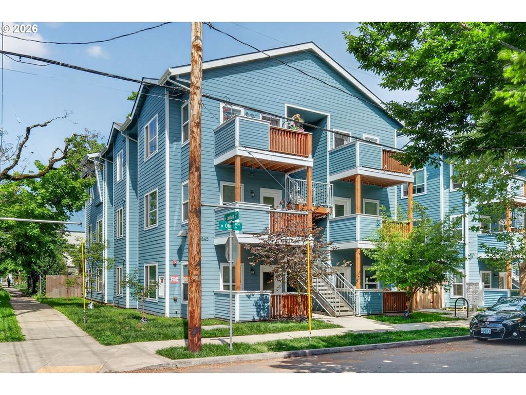 7545 N Olin Ave 201, Portland