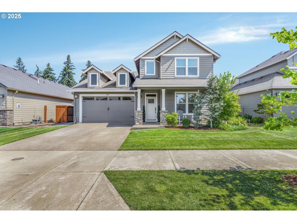 1072 S Walnut St, Canby