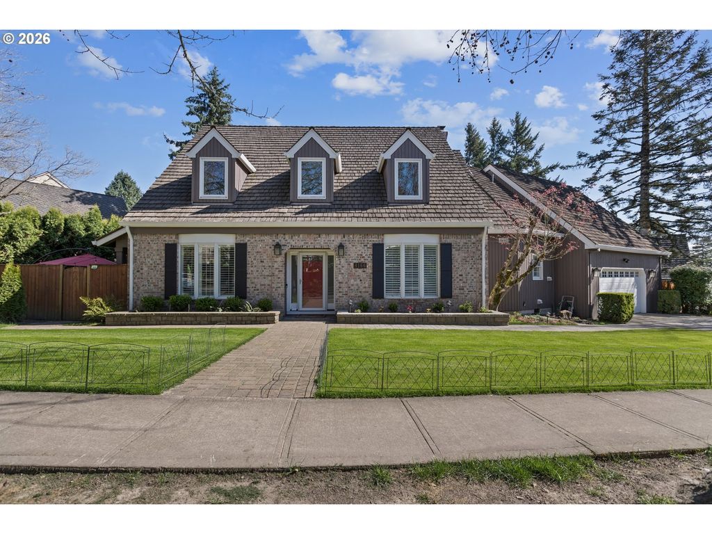 4166 Glacier Lily St, Lake Oswego