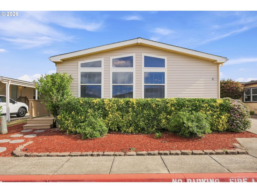 1000 S Mckern Ct 4, Newberg