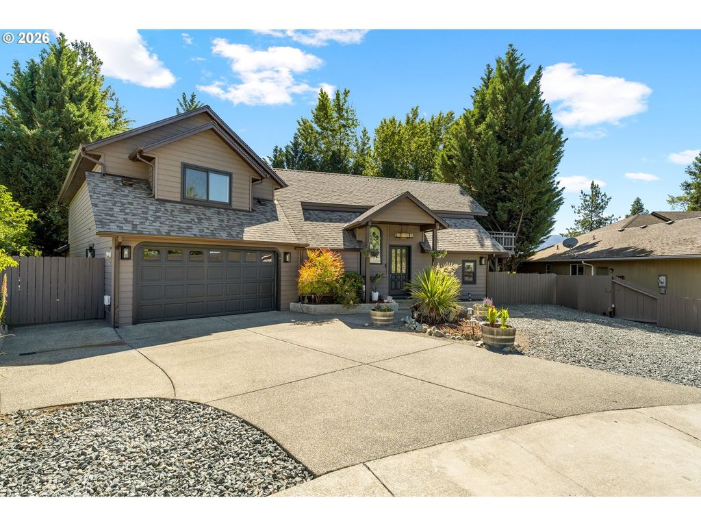 104 Nw Dawnhill Ct, Grants Pass