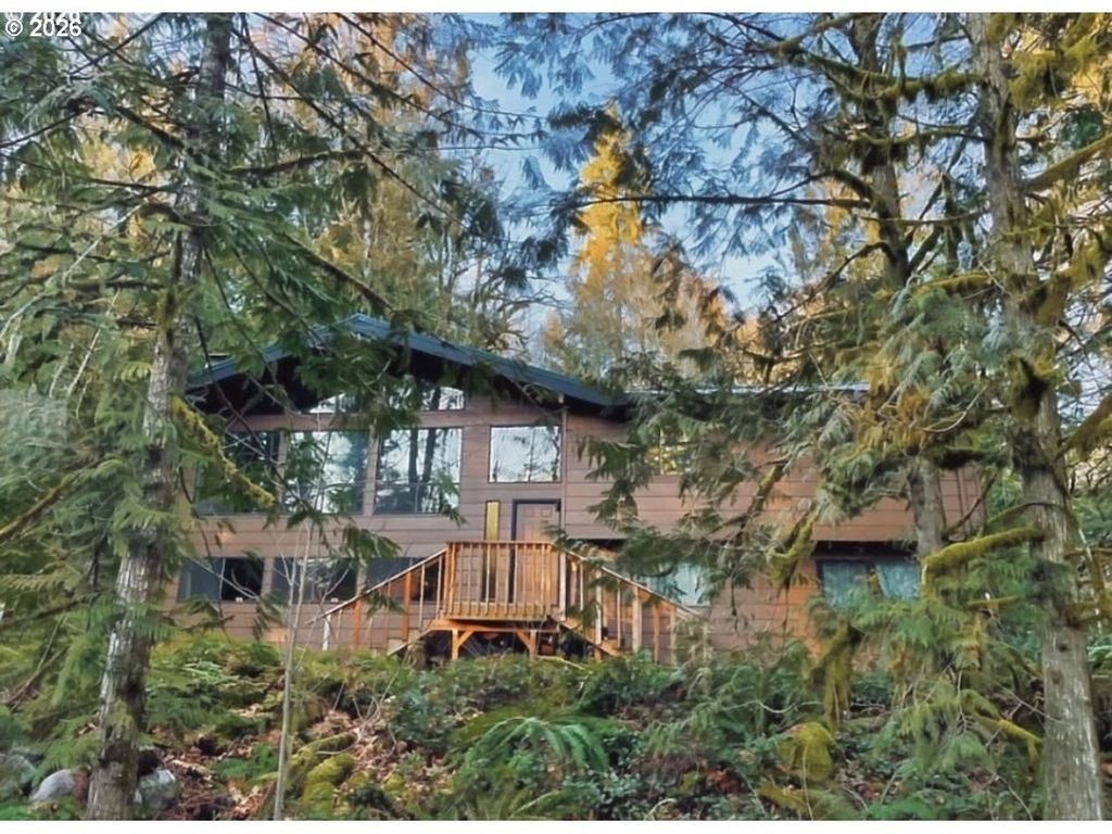 70165 E Barlow Trail Rd, Rhododendron