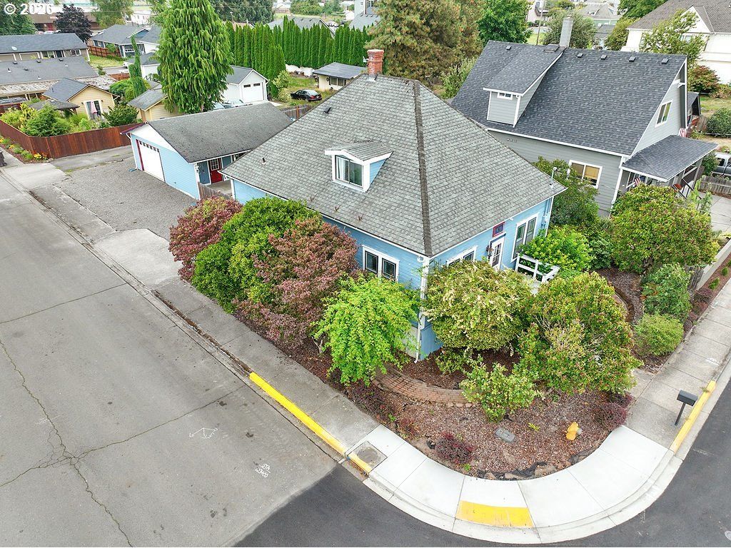 656 Davidson Ave, Woodland