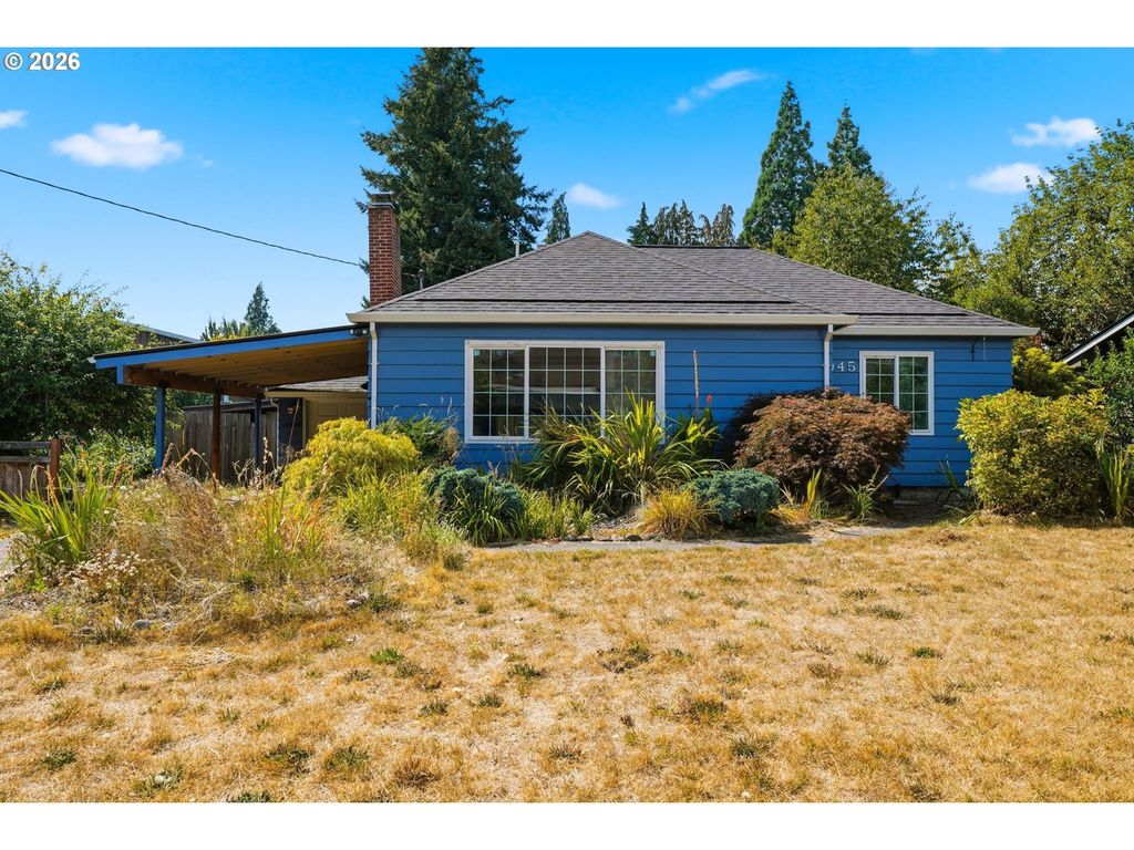 945 N Juniper St, Canby