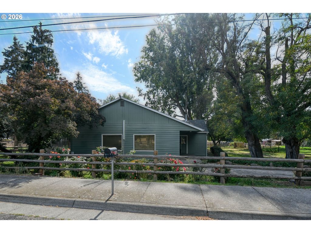 46694 Mission Rd, Pendleton