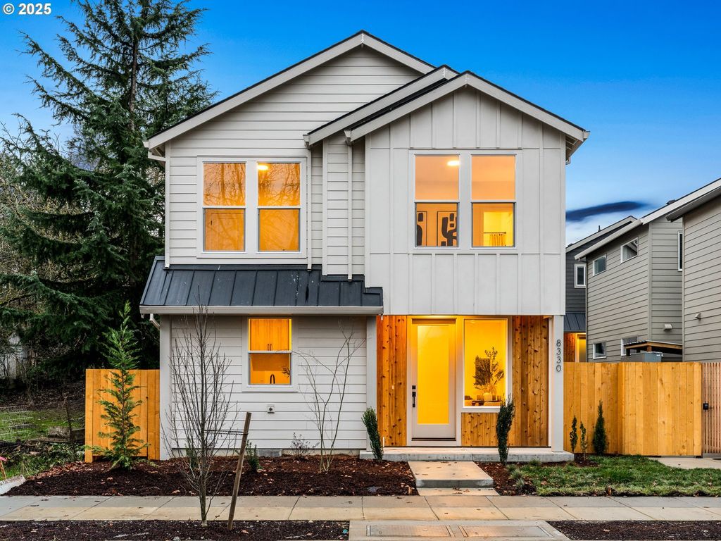 8330 N Bank St, Portland