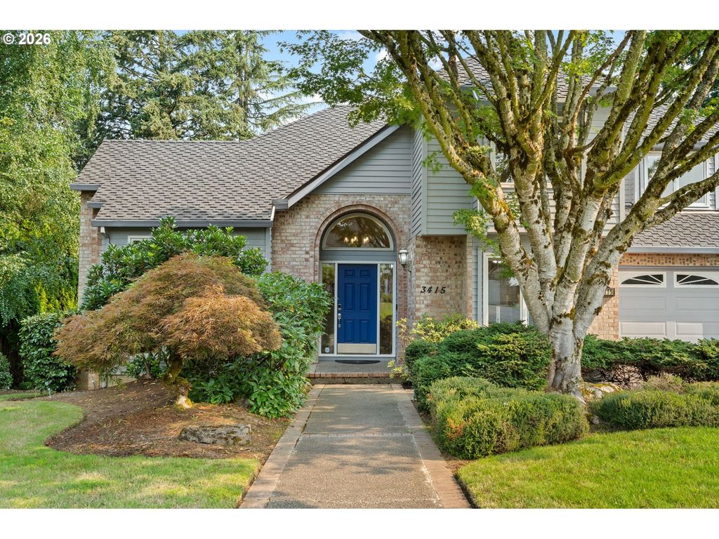 3415 Riverknoll Way, West Linn