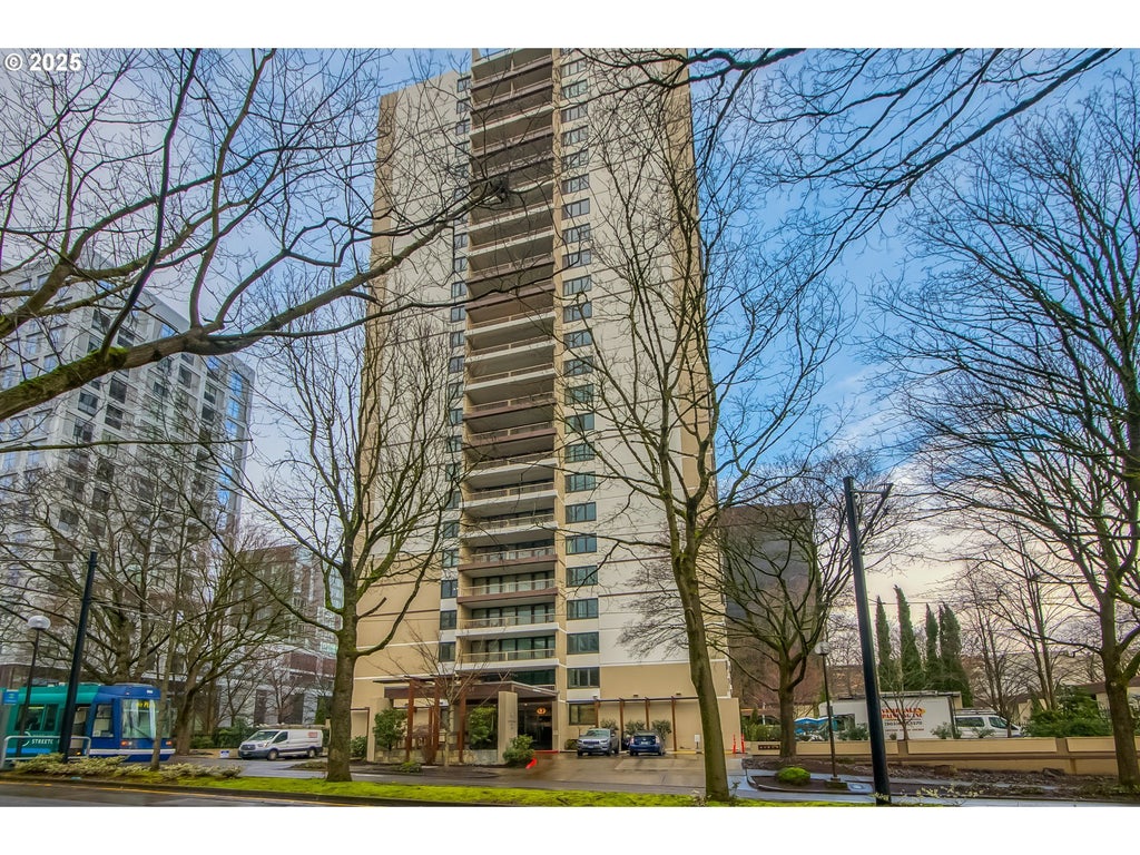 255 Sw Harrison St 14d, Portland