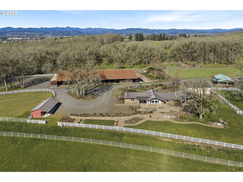 17795 Ne Laughlin Rd, Yamhill