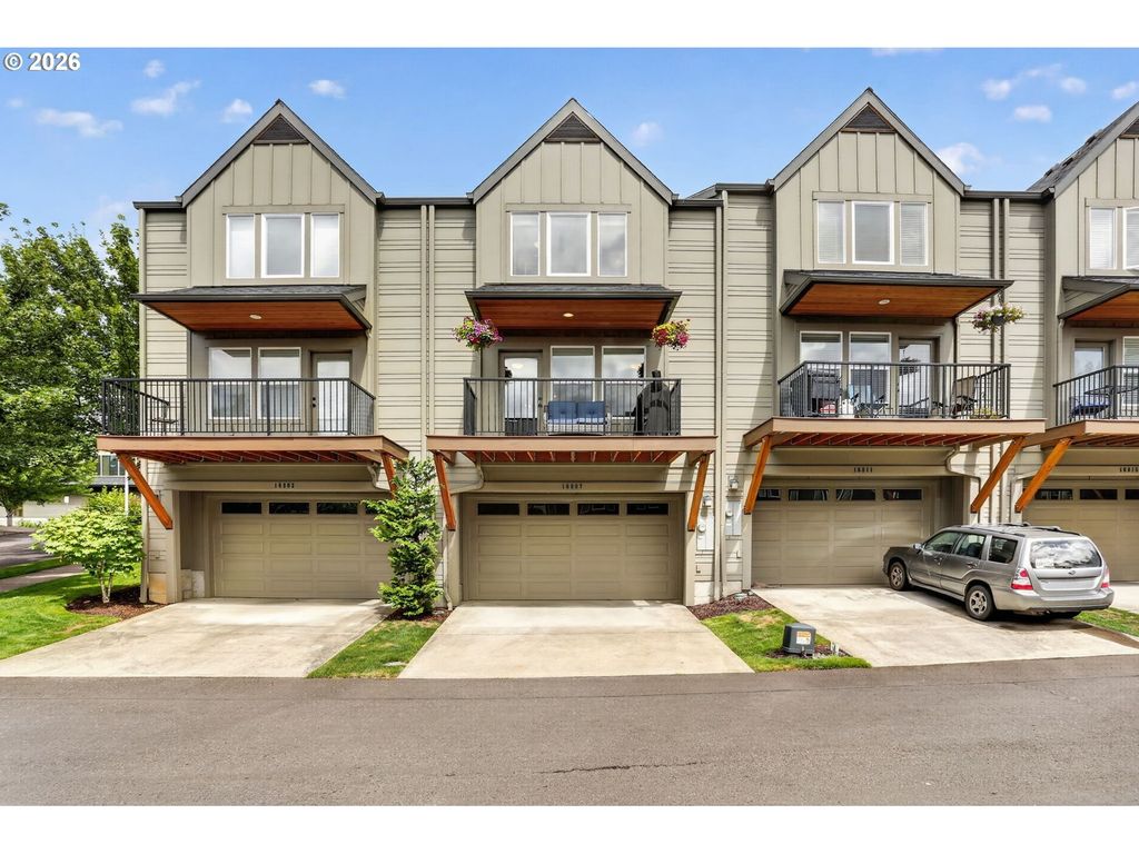 16807 Champion Way, Sandy