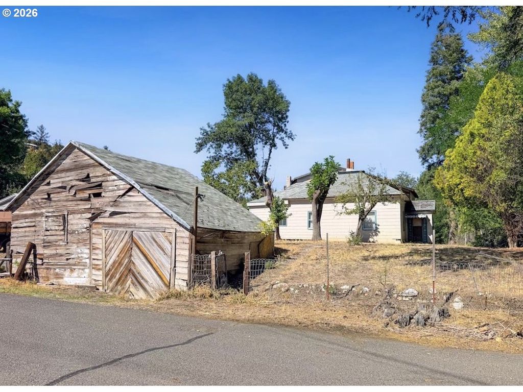 100 W Bridge Rd, Canyon City