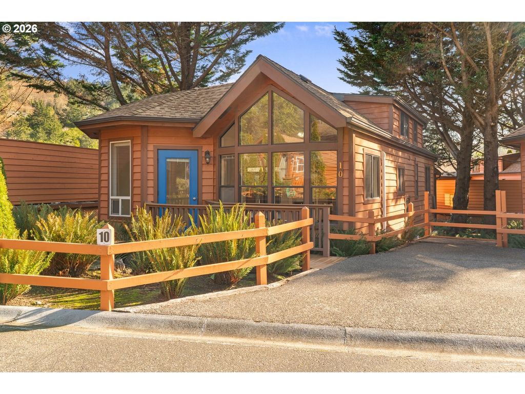 97748 N Bank Chetco River Rd #10, Brookings