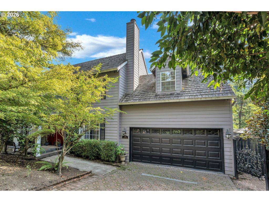706 Sw Colony Dr, Portland