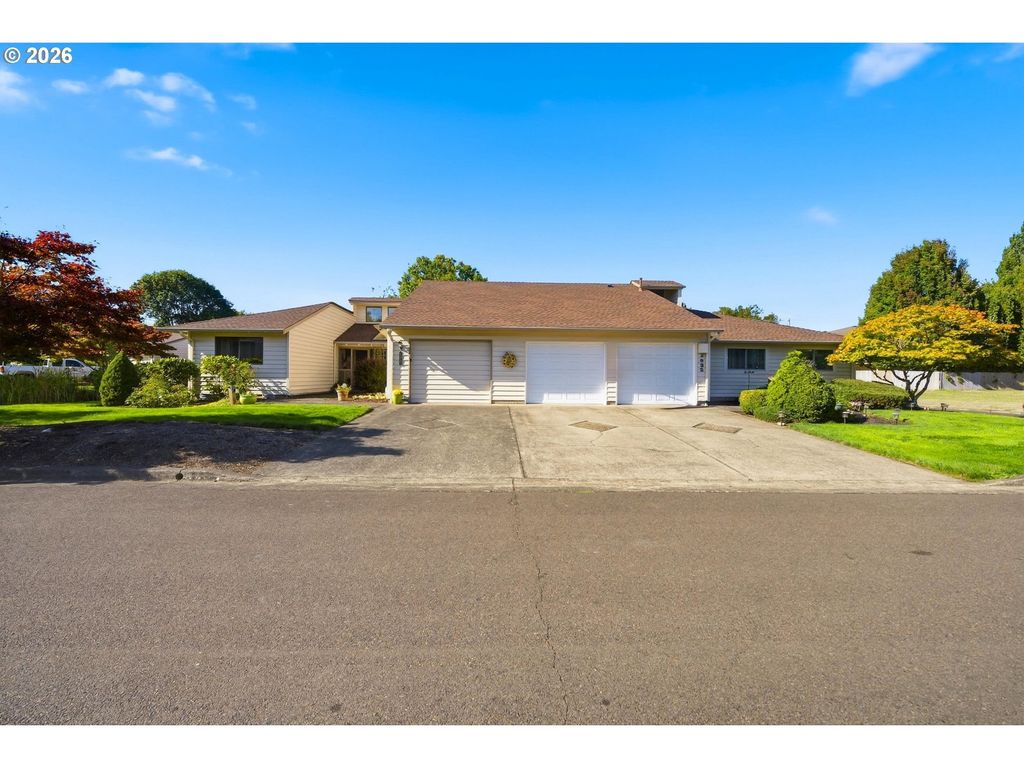 2930 Cedarwood Ct Se, Albany
