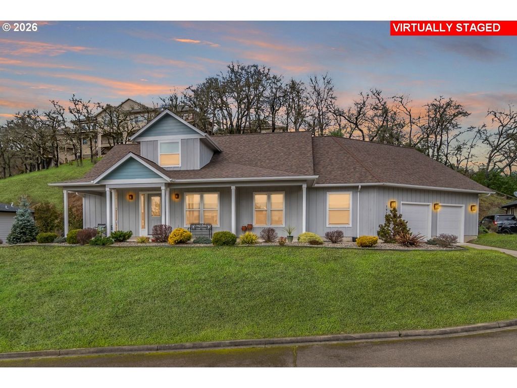 1926 Nw Warewood Terrace Ct, Roseburg