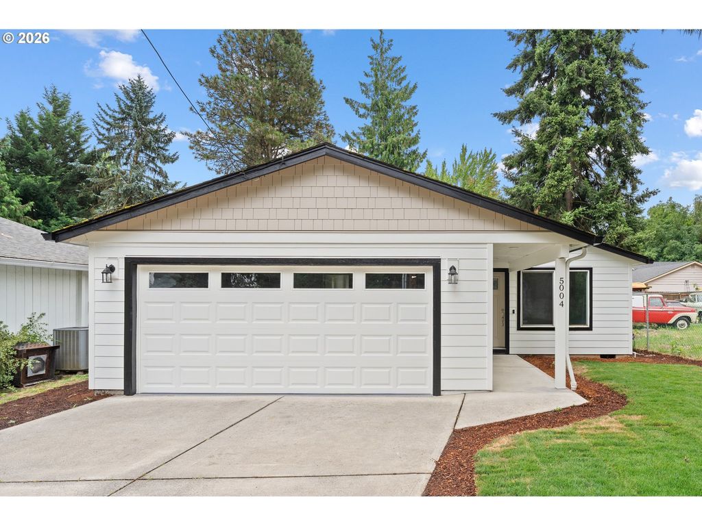 5004 Ne 22nd Ave, Vancouver