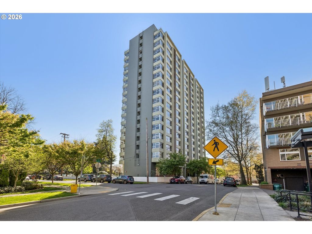 1220 Ne 17th Ave 3d, Portland
