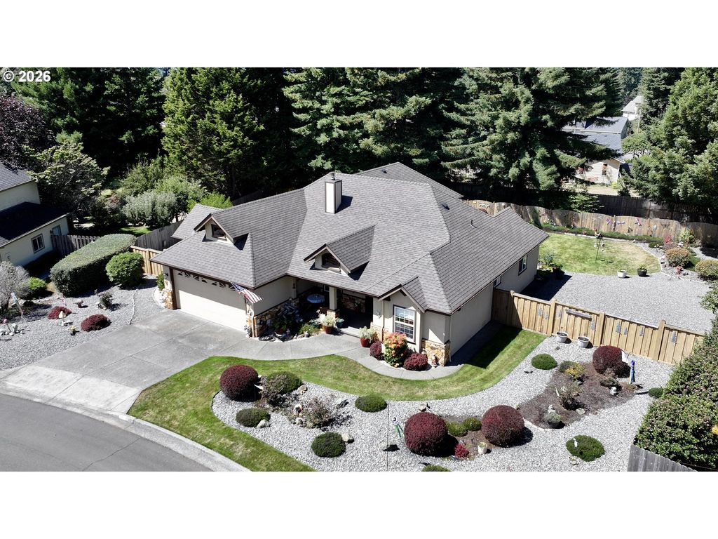911 Midland Way, Brookings