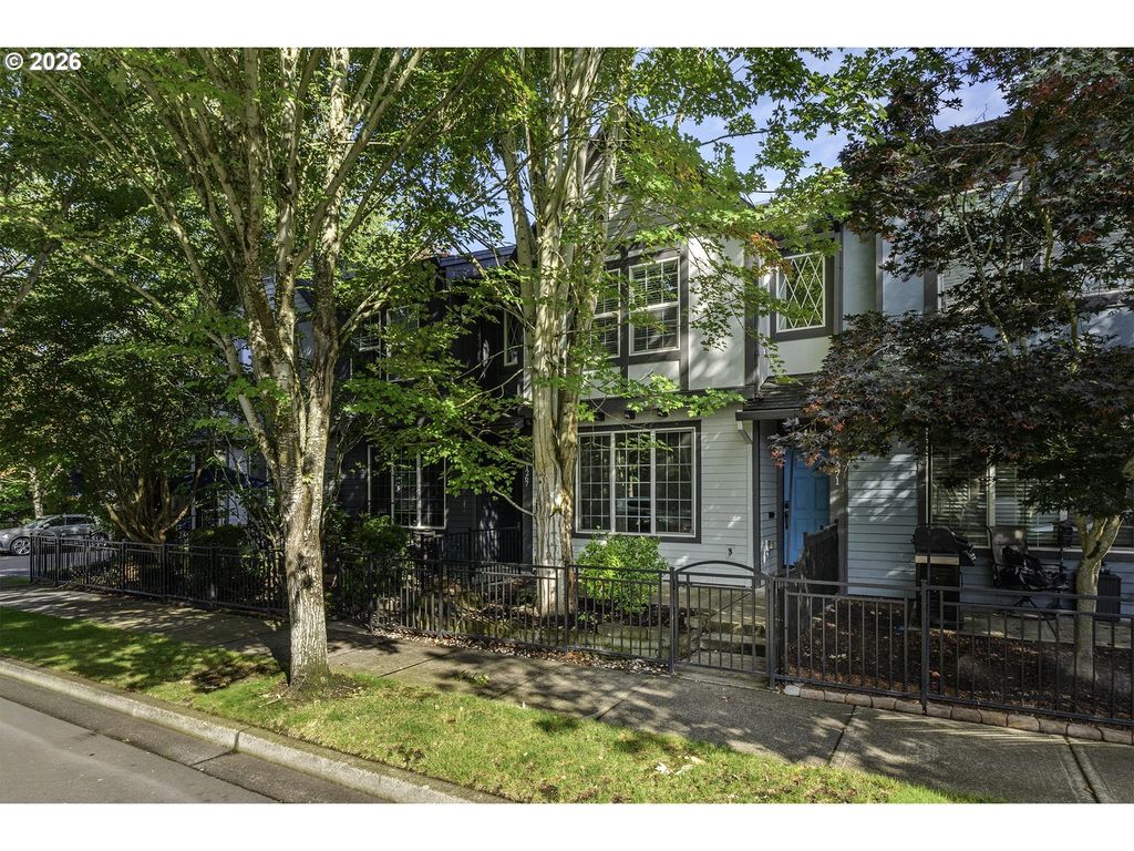 1271 Se Leander St, Hillsboro