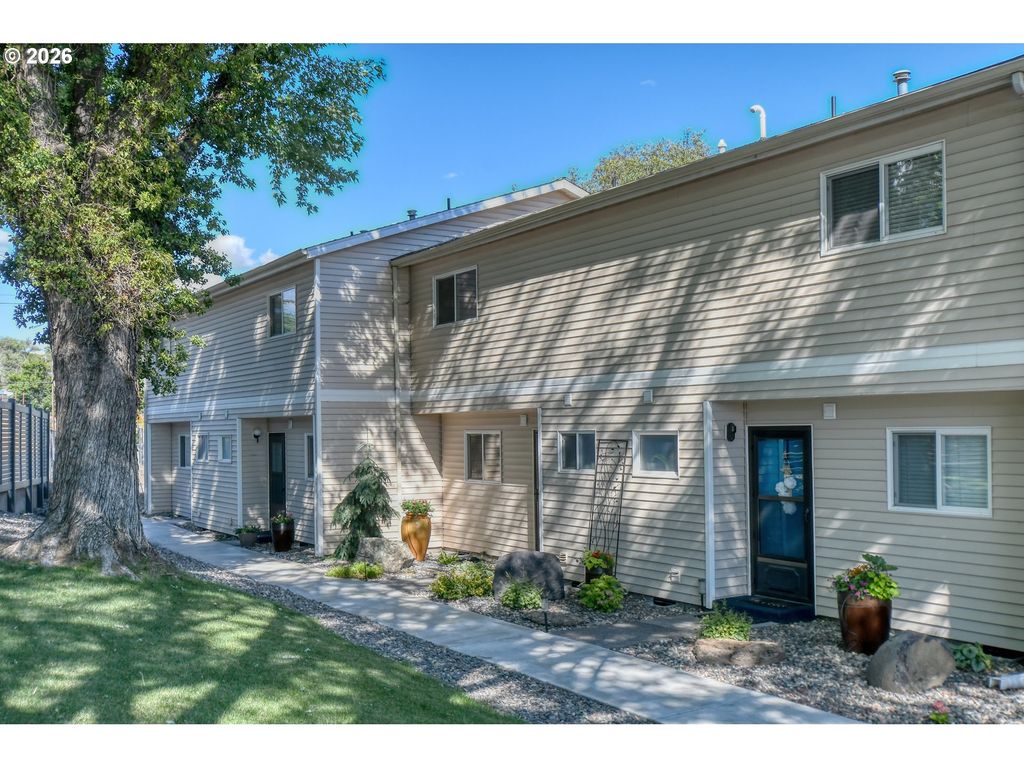 1900 Nw Carden Ave 2, Pendleton