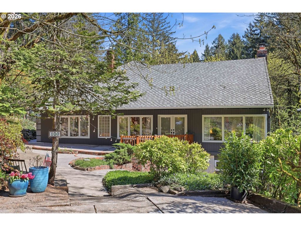 100 Nw Pittock Ave, Portland