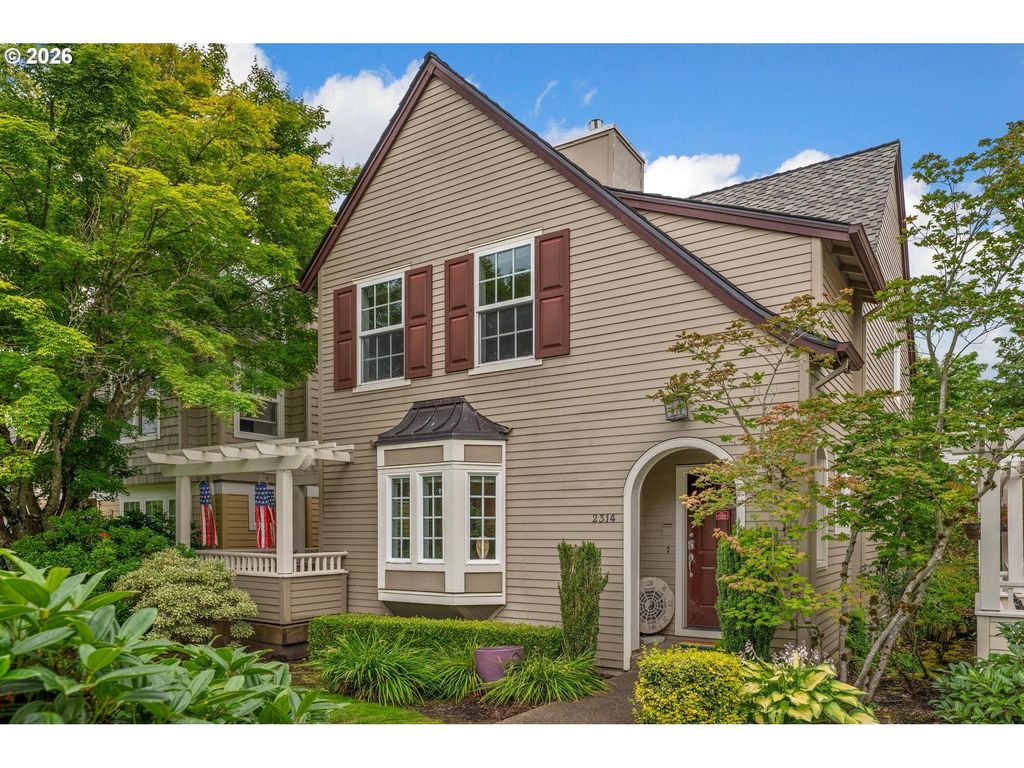 2314 Nw Edgewood Pl 38, Portland