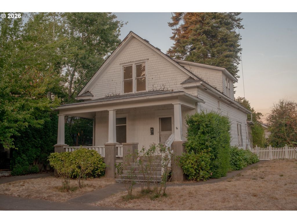 5914 N Burrage Ave, Portland