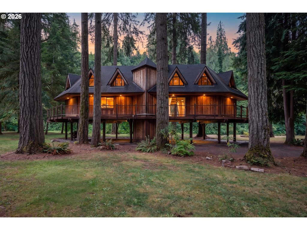 211 Laverne Dr, Kalama