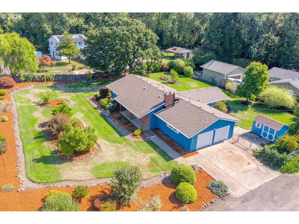 1395 Nw Twins Ln, Albany