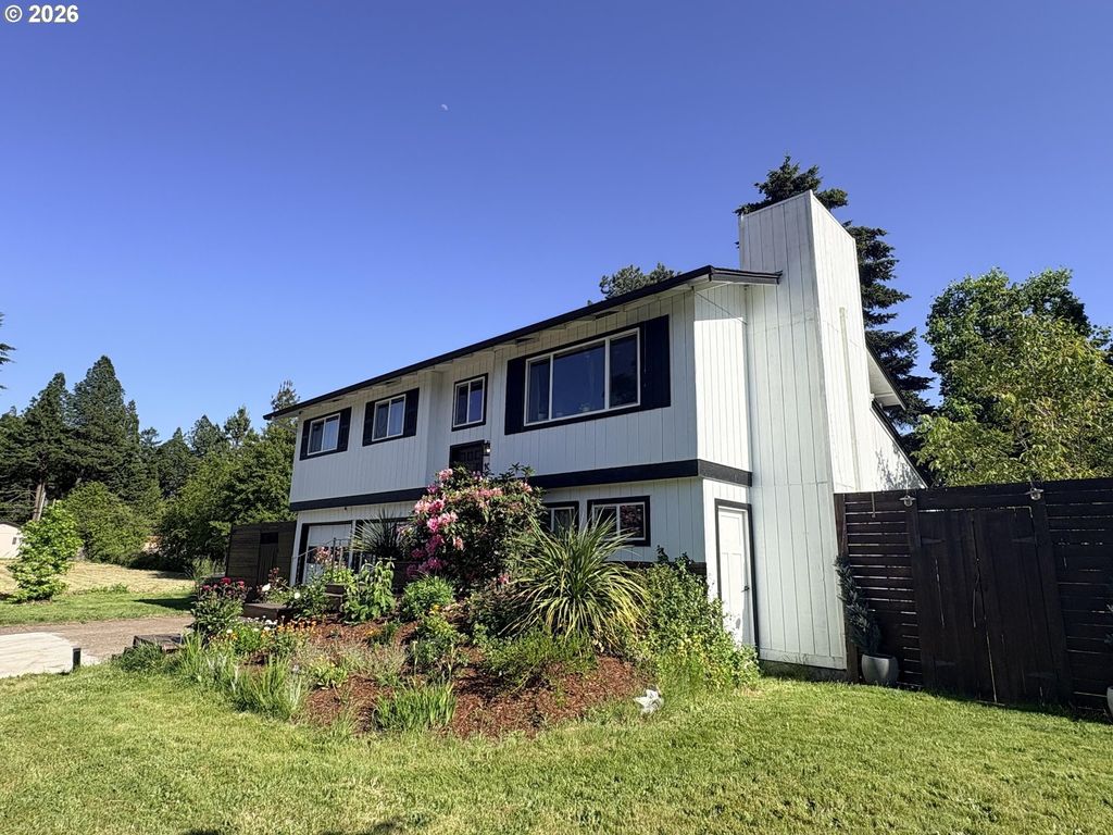 1060 Se Marion Ave, Corvallis