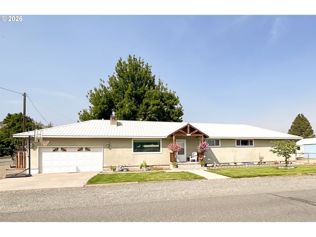 2305 16th St, Baker City
