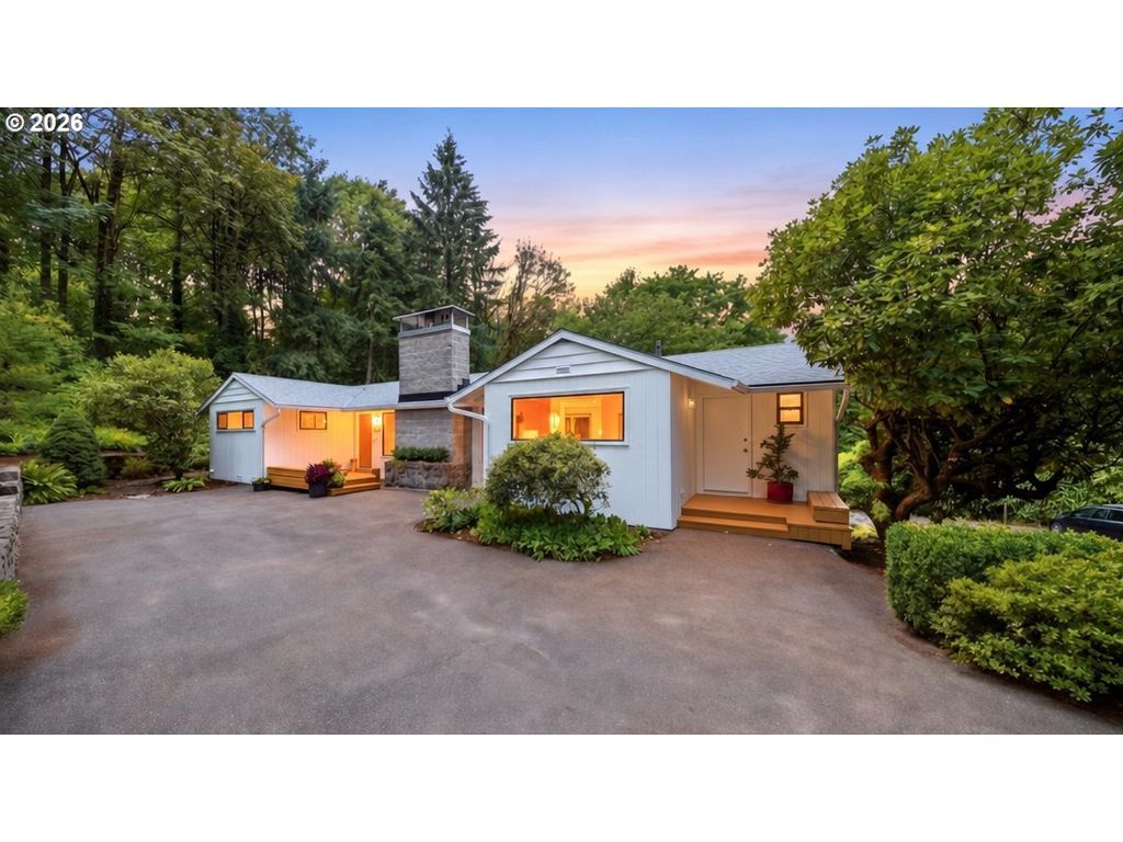 1111 Sw Coronado St, Portland
