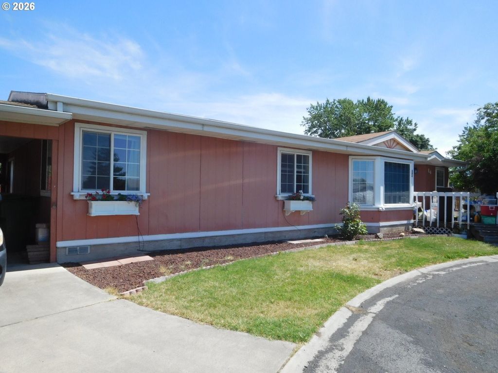 910 Cowl St 14, Milton-Freewater