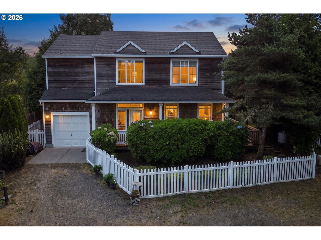 51000 Proposal Ct, Neskowin
