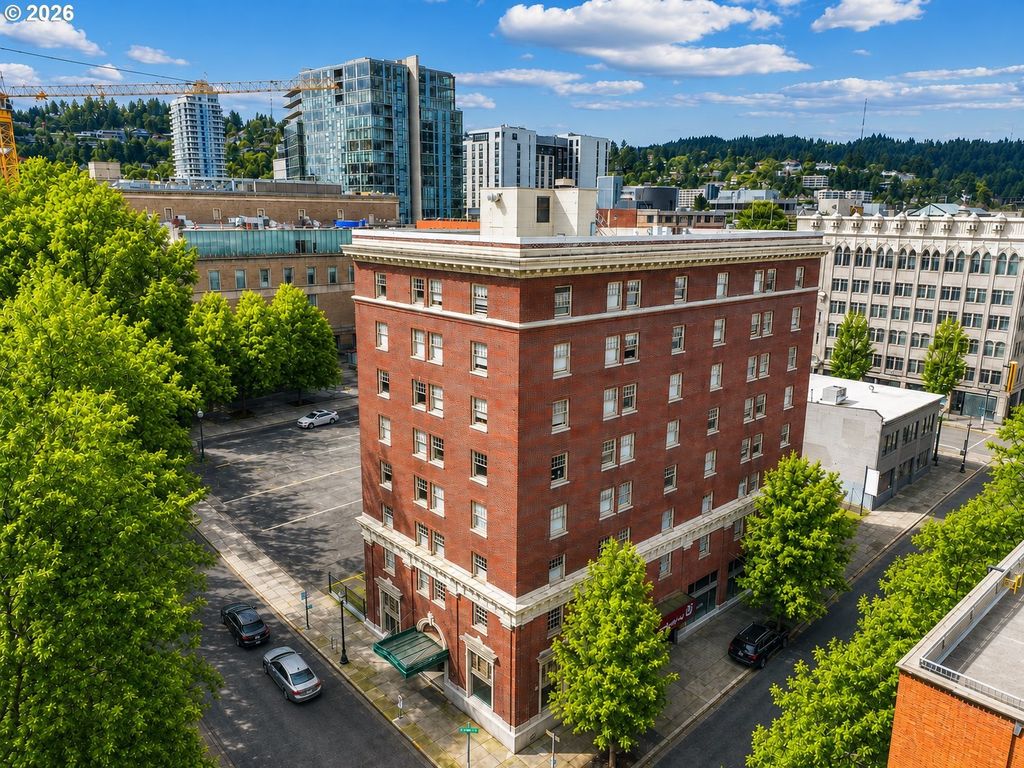 1005 Sw Park Ave 204, Portland